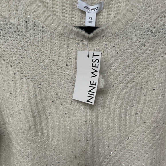 NWT Nine West Sweater in White with Silver Sequins for a little Bling! - Picture 5 of 5